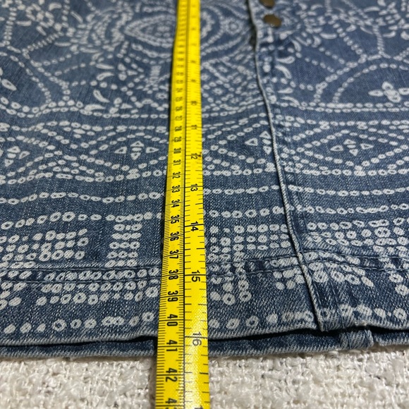 Free People 100% cotton tribal Patterned Denim Mini Skirt Size 8 - Picture 3 of 7